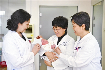 孕妇瑜伽