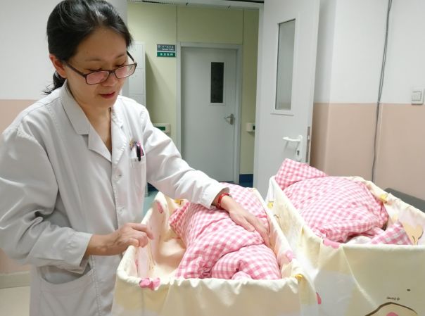 8个月早产儿